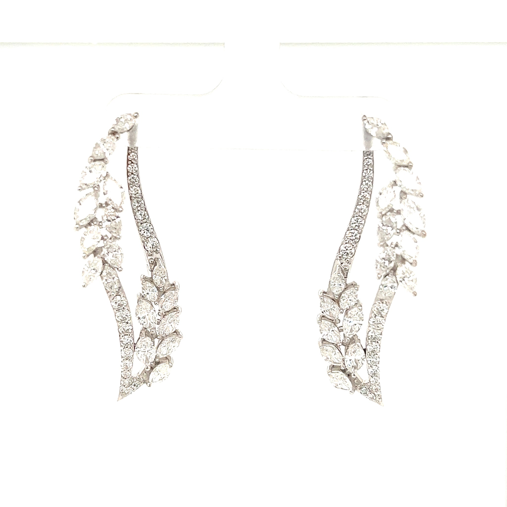 18kt White Gold Diamond Brilliant and Marquise Leaves-Shaped Chandeliers Earrings