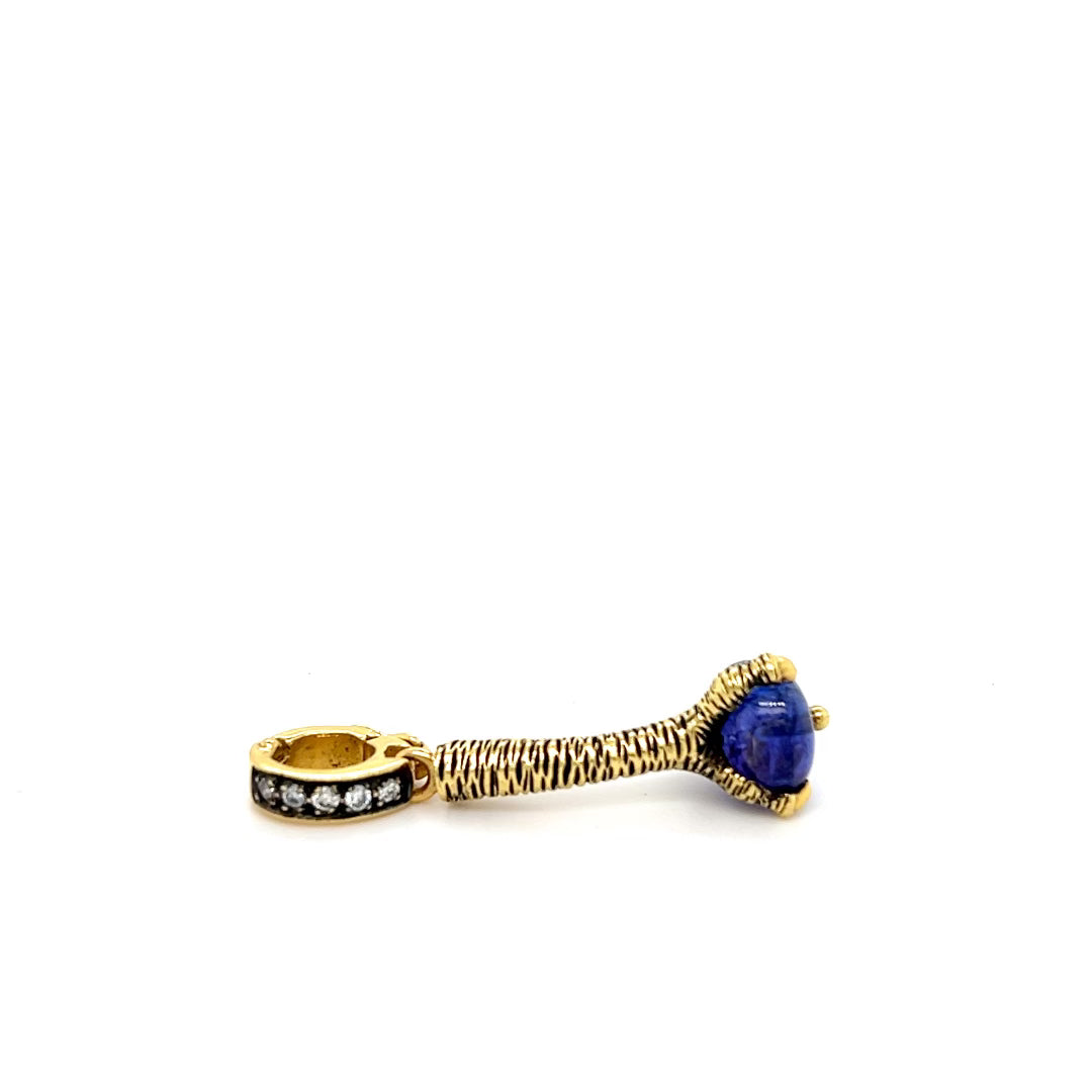 Dragon Claw Charm in 18kt Gold