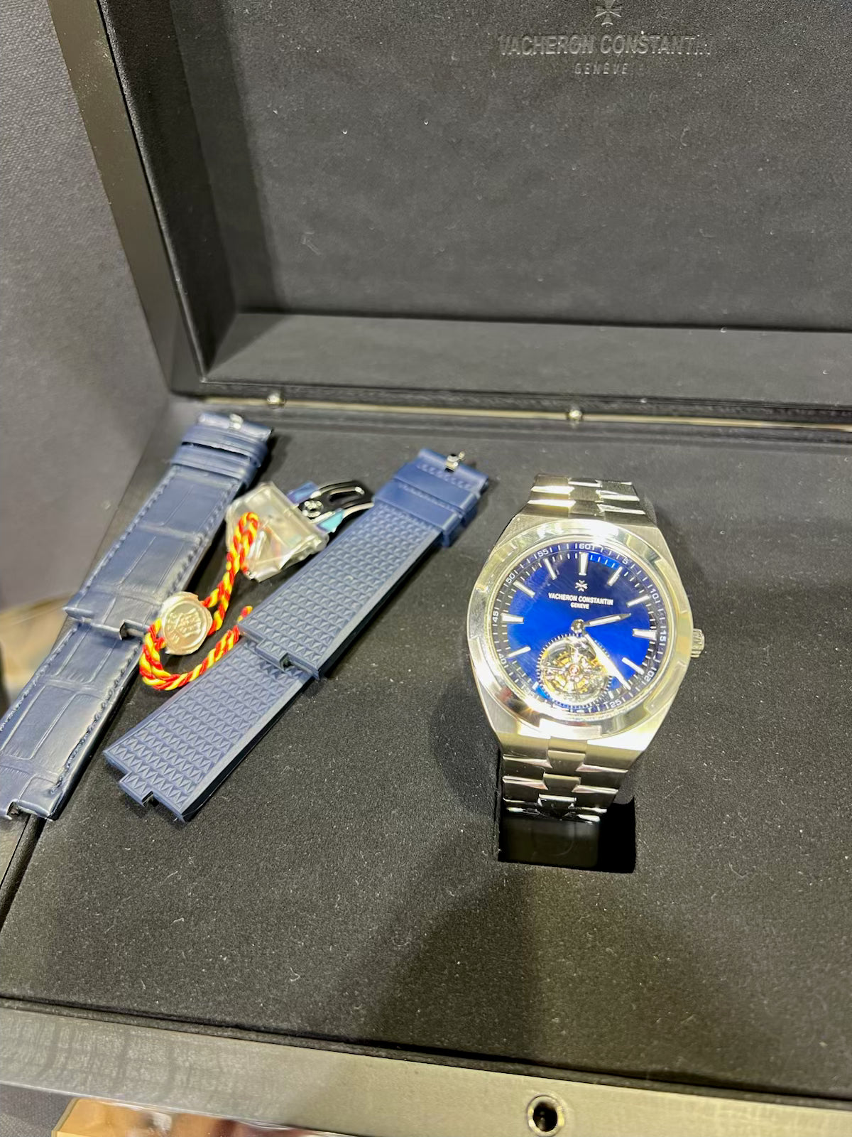 2020 Vacheron Constantin Overseas Tourbillon 6000V/110A-B544 Stainless Steel Blue Dial