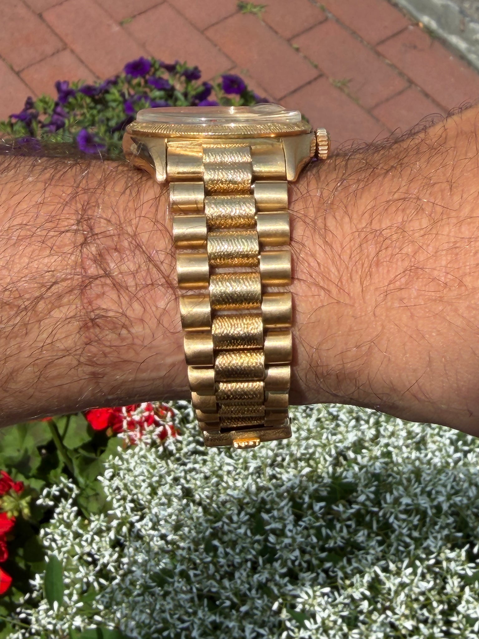 1964 Rolex Day-Date 1810 Yellow Gold Champagne Dial Wave Finish