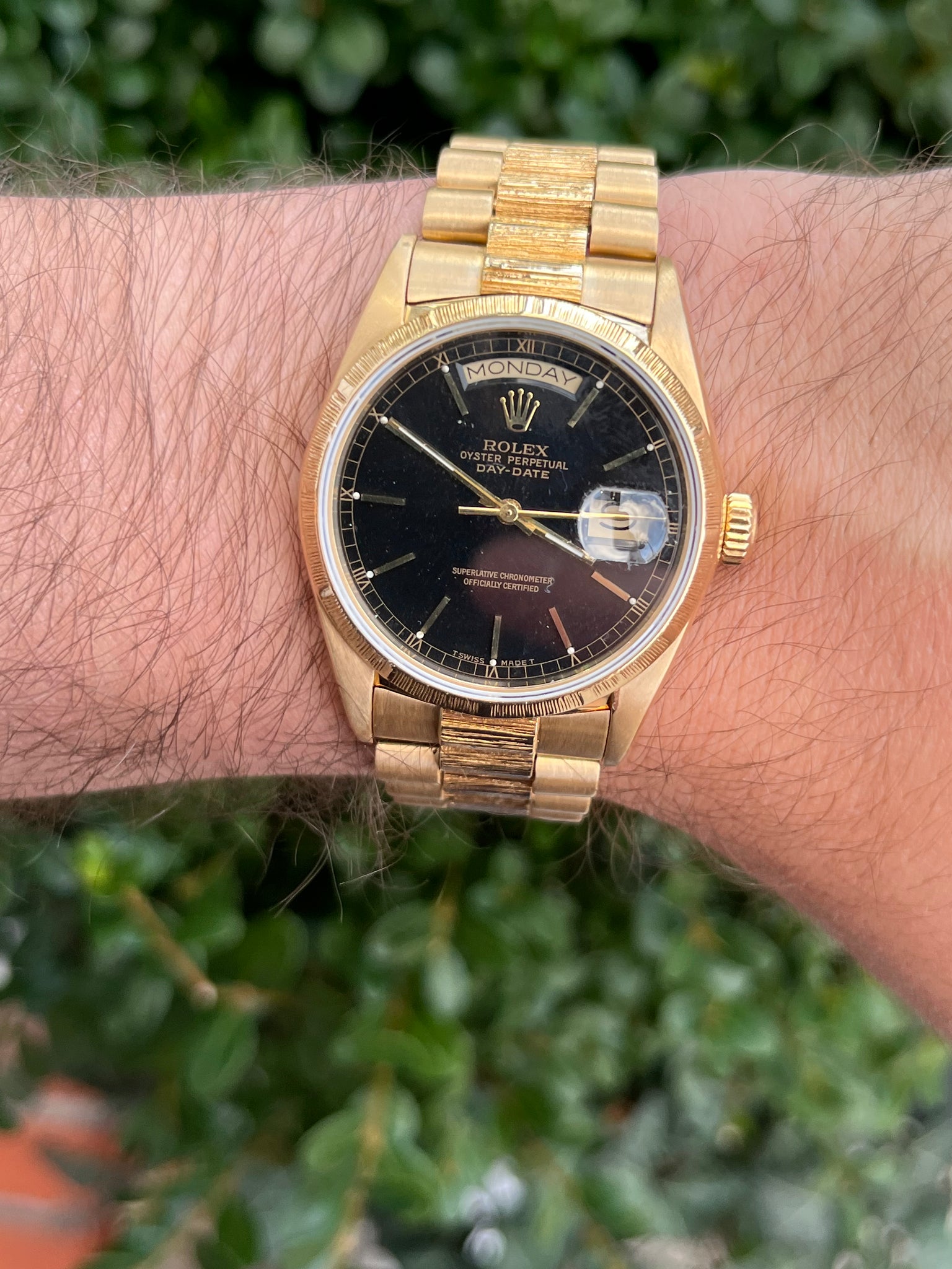 1987 Rolex Day-Date 18078 Yellow Gold Black Dial Bark