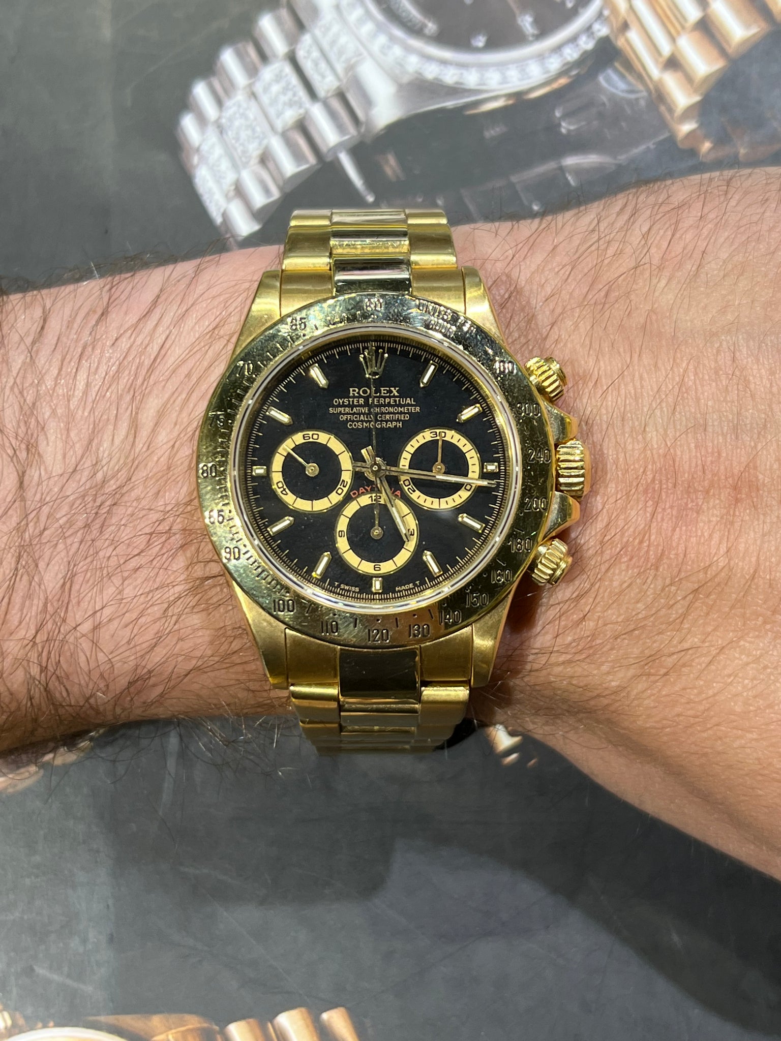 1997 18kt Gold Rolex Daytona ref 16528