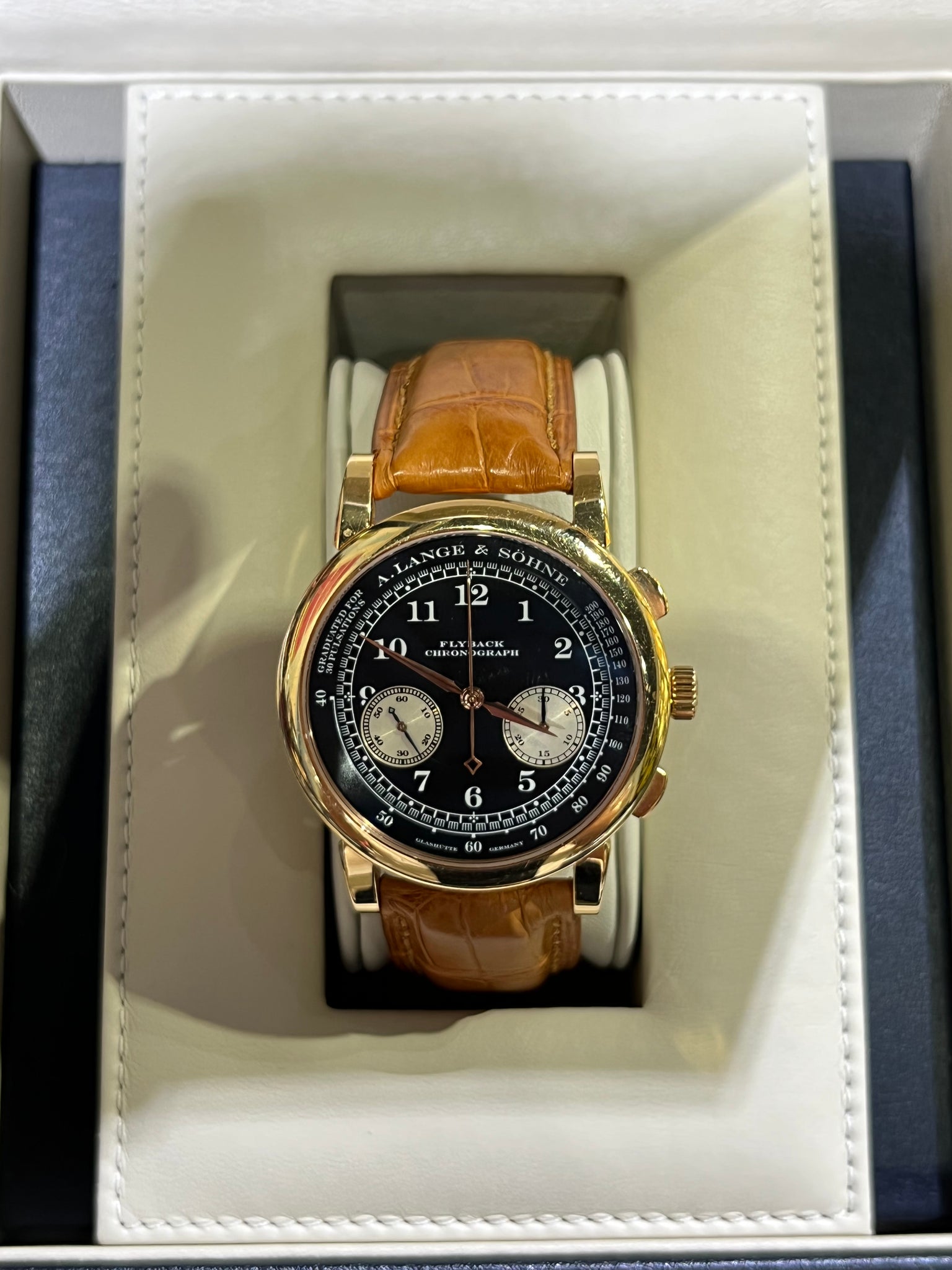 Lange 1815 Chronograph 18kt Yellow Gold Ref 401.031