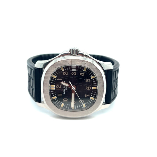 Patek Philippe Aquanaut Reference 5060A Stainless Steel Grey-Black Dial