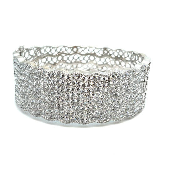 18kt White Gold Diamond Cuff