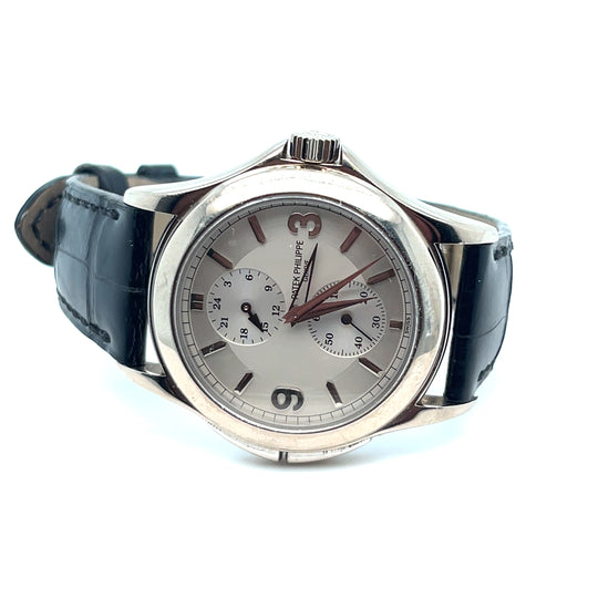 Patek Philippe Calatrava Travel Time 5134G White Gold Silver-White Dial