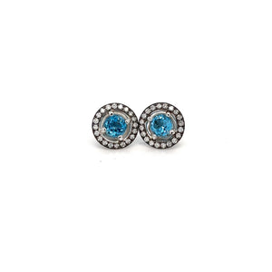 18kt White Gold Blue Topaz Studs