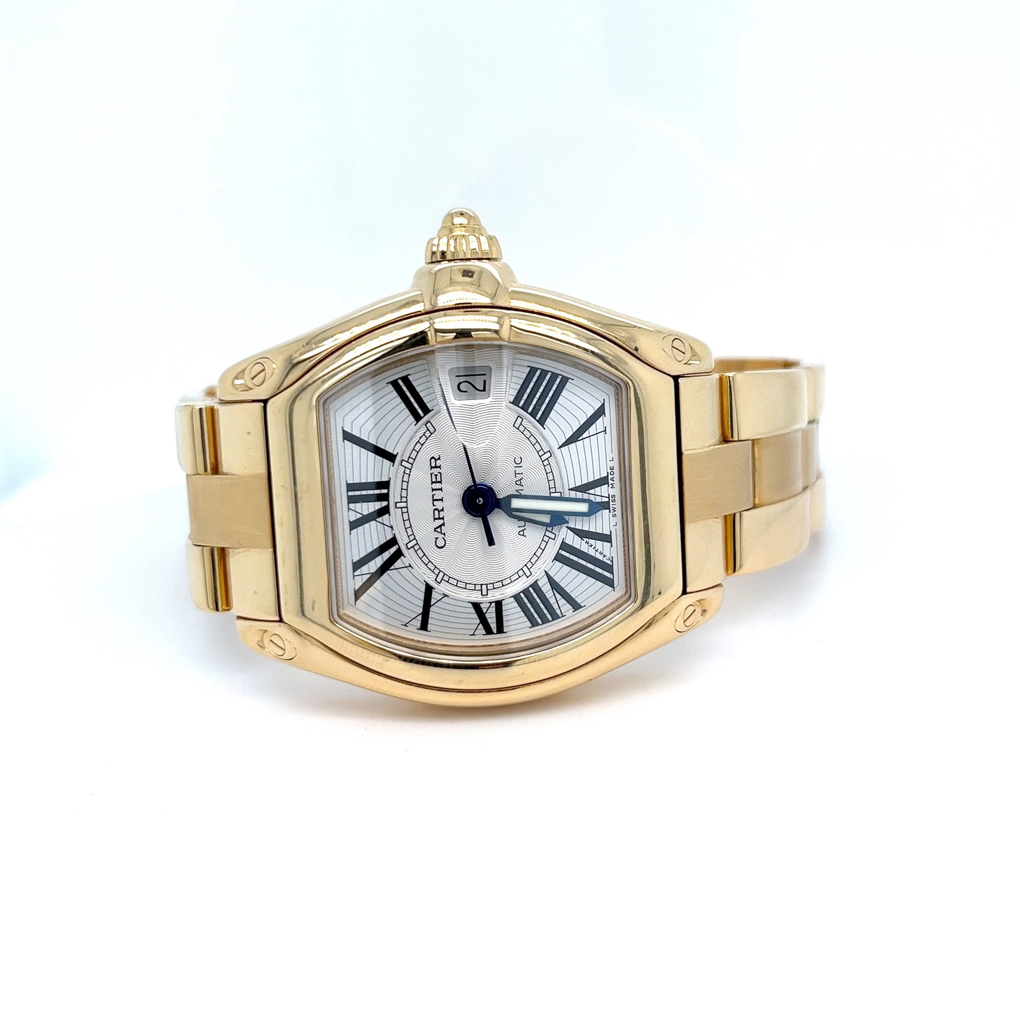 18kt Yellow Gold Cartier Roadster 18kt 37 x 44 mm Ref W62005V1