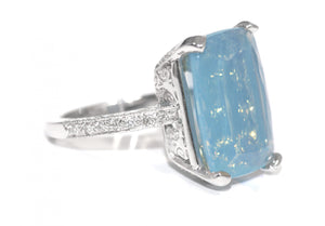 Amazon Milky Blue Opal